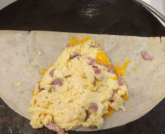 3 Eggs, Ham, Cheese