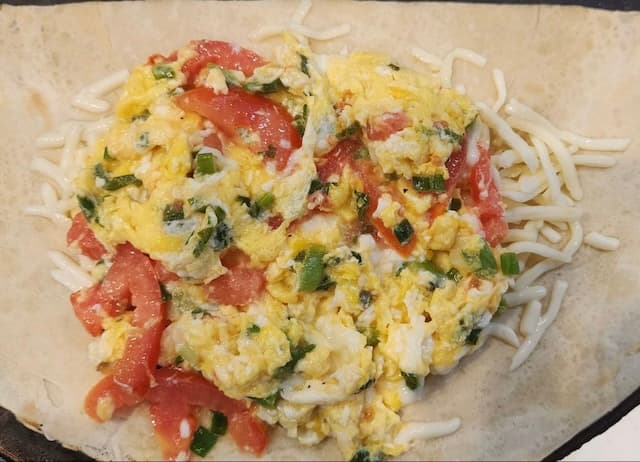 3 Eggs, Tomato, Scallion, Cheese